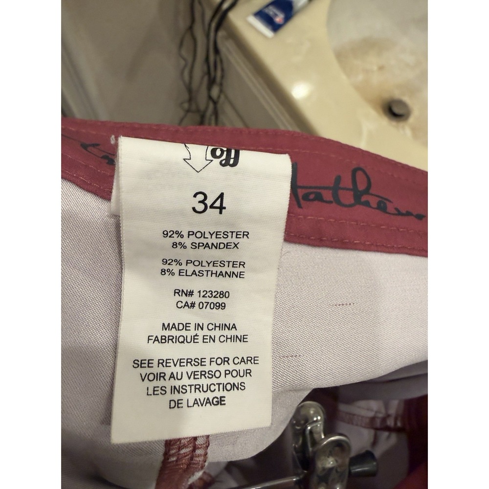 Travis Mathew Men's Confetti King Ruby Red Swim Trunks Size 34 - Picture 6 of 6
